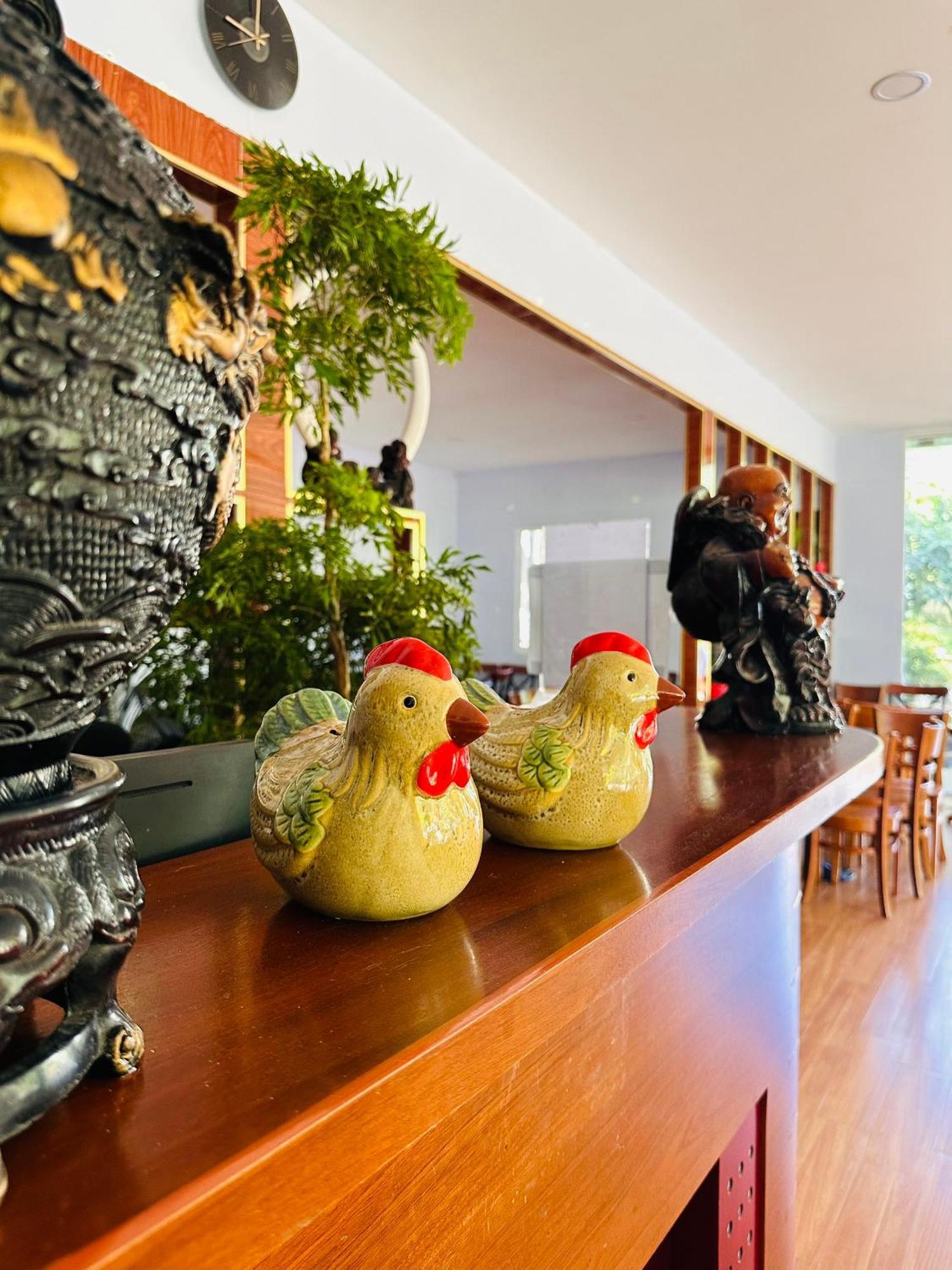 Bungalow Hotel Chi Khu Co Ong Exterior photo