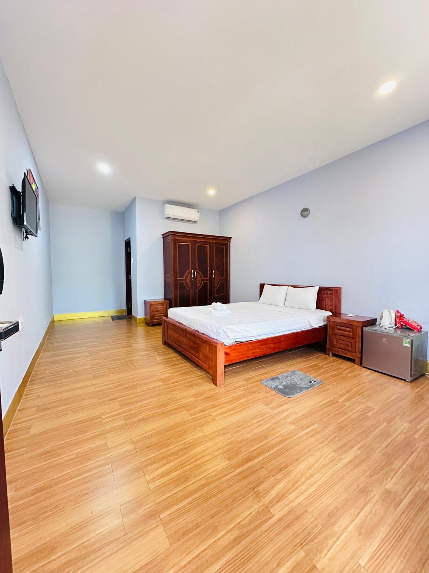 Bungalow Hotel Chi Khu Co Ong Exterior photo