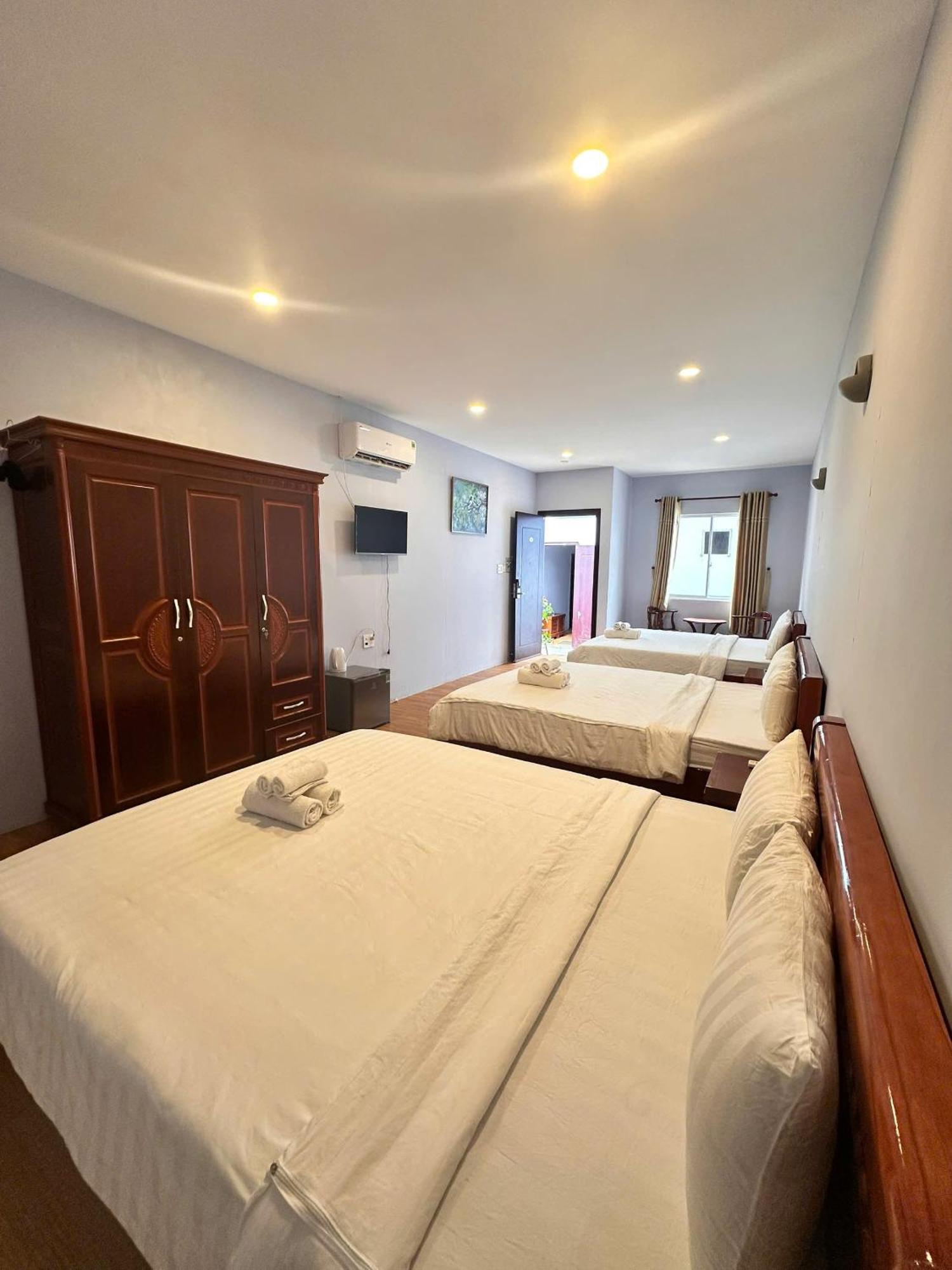 Bungalow Hotel Chi Khu Co Ong Exterior photo